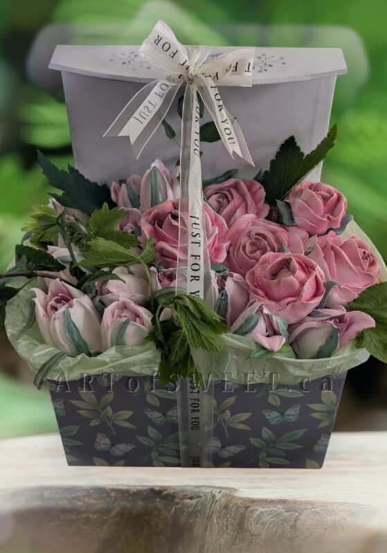 Marshmallow Arrangement in the Box